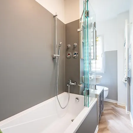 Barby-apartment Mit Elbblick Und Balkon Am Elbe-saale-radweg-1 Hund Willkommen Apartamento