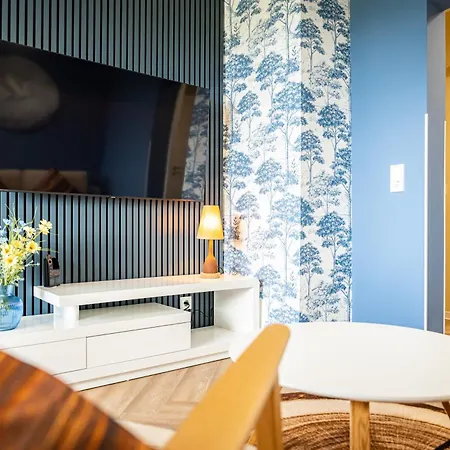 Barby-apartment Mit Elbblick Und Balkon Am Elbe-saale-radweg-1 Hund Willkommen *