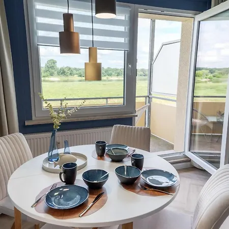 Zauberhafte In Balkon Mit Elbblick Am Elbe-saaleradweg * Barby